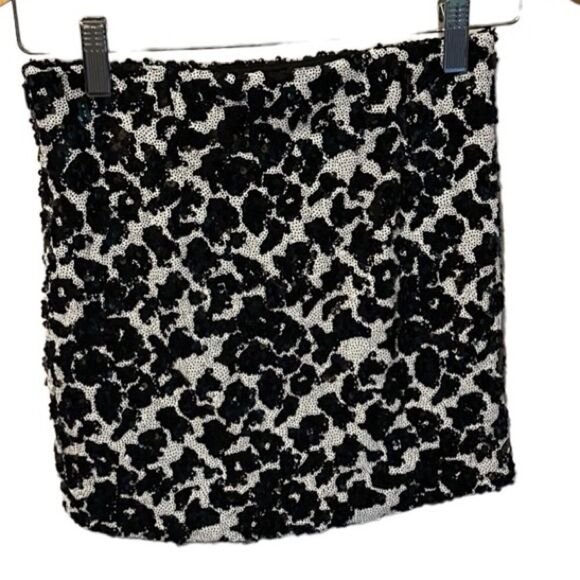 Guess Black & White Sequin GNO Mini-Skirt - Picture 1 of 5